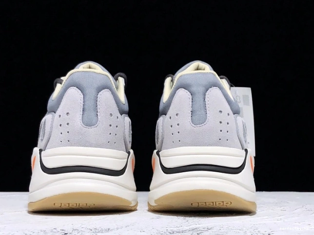 700 Boost FV9922 'Magnet' v2 Yeezy Adidas 0806